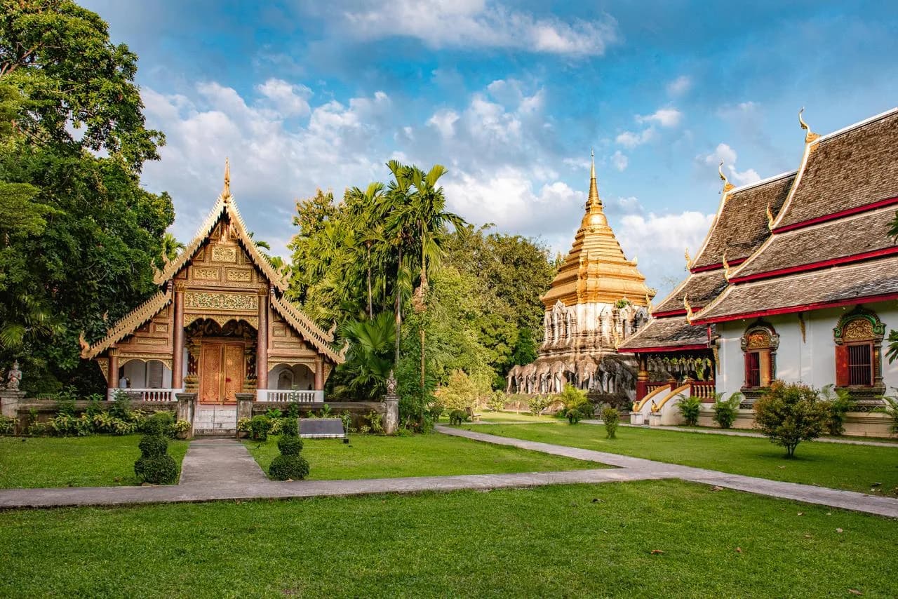 Temple in Chiang Mai with mountain backdrop